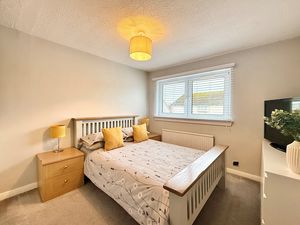 Photo 7- click for photo gallery